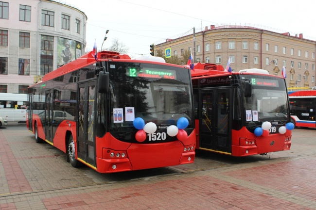 В Брянск привезли очередной новый троллейбус