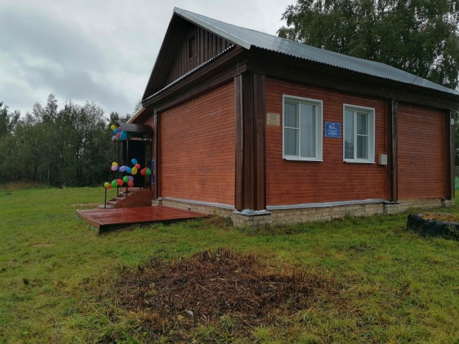 Стратегия малых дел: в костромской деревне обновили сельский клуб Стратегия малых дел: в костромской деревне обновили сельский клуб