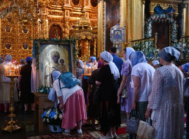 На Смоленщине состоялись масштабные торжества в честь Смоленской иконы Божией Матери "Одигитрия" На Смоленщине состоялись масштабные торжества в честь Смоленской иконы Божией Матери "Одигитрия"
